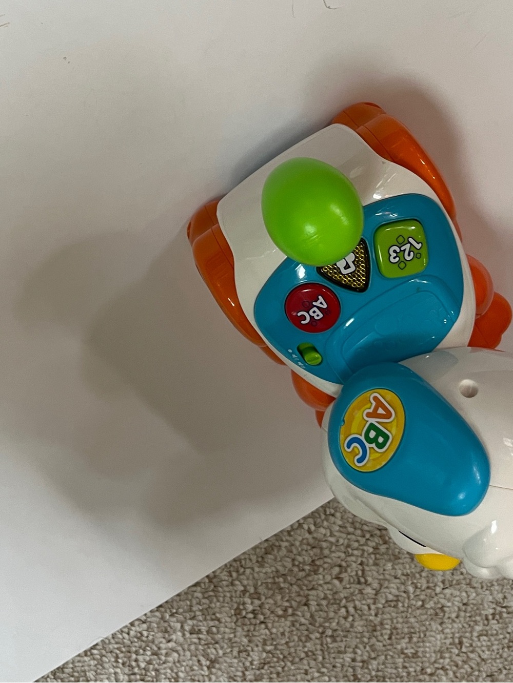 ABC Learning Activity Puppy Toy - Orange, Blue & V-tech shake and move puppy